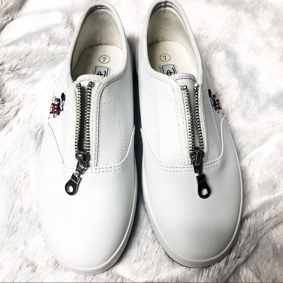 Disney Mickey Mouse White Zip Up Sneaker Size 7 - Picture 6 of 8